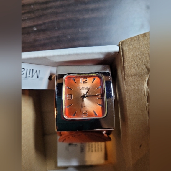 Milano Wrappers Slap Bracelet Quartz Watch - Picture 2 of 8